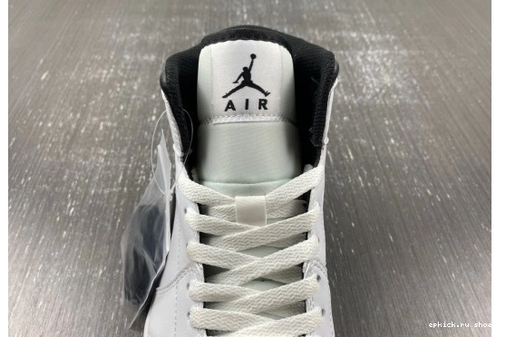 Rep EP  Jordan DQ8426-132 1 Air DQ8426-132 Mid 0901
